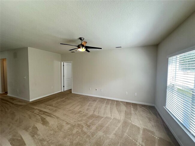 Building Photo - 12202 Ledbury Commons Dr