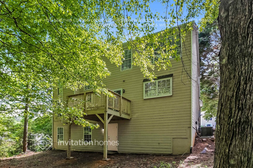 Building Photo - 3755 Oak Park Dr