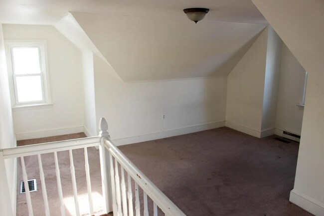 Building Photo - Charming 4BD/3BA | West Chester Borough | Steps to Dining & Shopping
