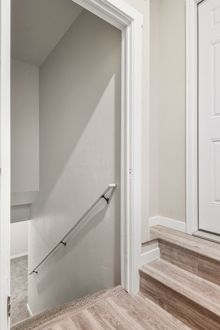 Building Photo - 2020 W Bedford Dr