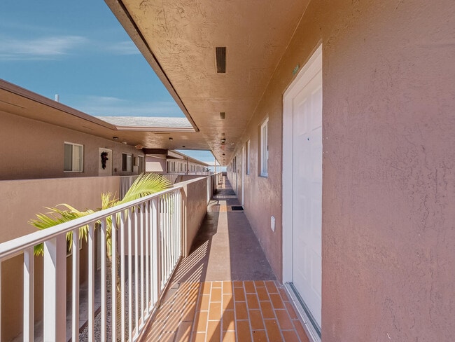 Building Photo - 2925 W 80th St