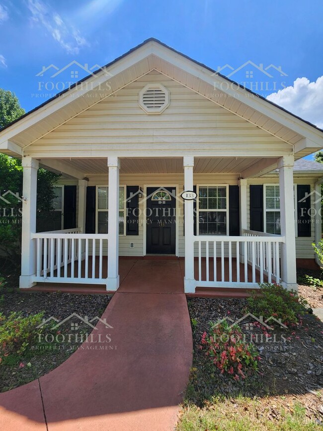 Building Photo - Beautiful 3-Bedroom Brick Home with Sunroo...