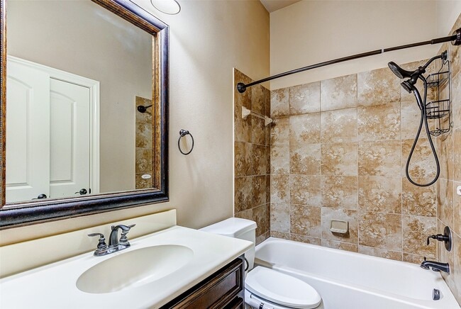 Building Photo - 27923 Silverstream Ct