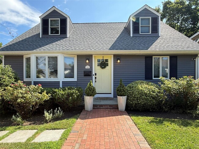 Primary Photo - 186 Nassau Rd