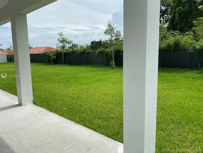 Building Photo - 21465 SW 125th Path