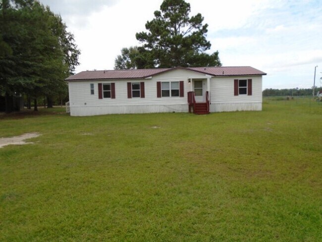 Building Photo - St. Pauls , NC