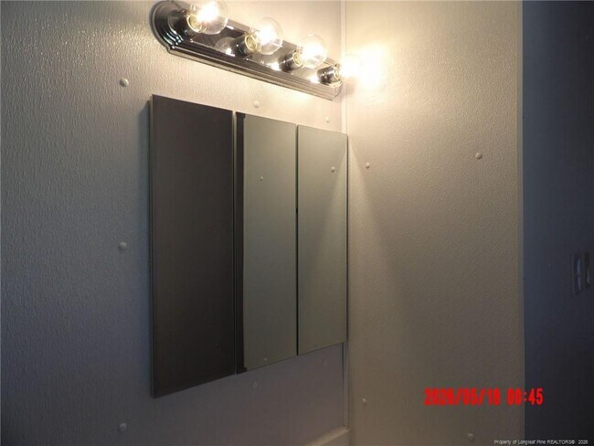 Building Photo - 508 Farmview Dr