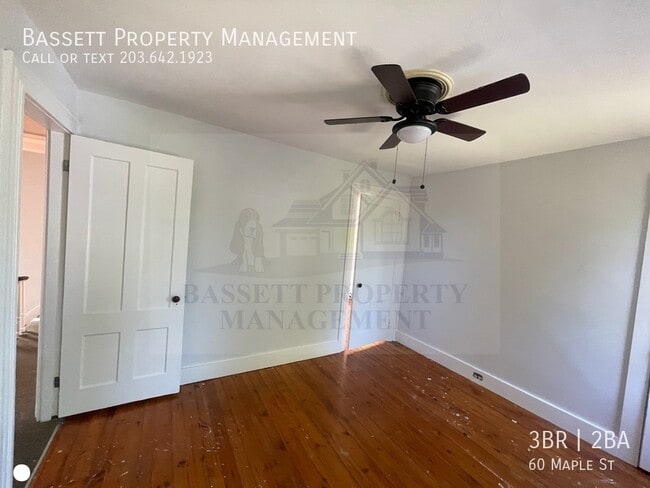 Building Photo - 60 Maple St