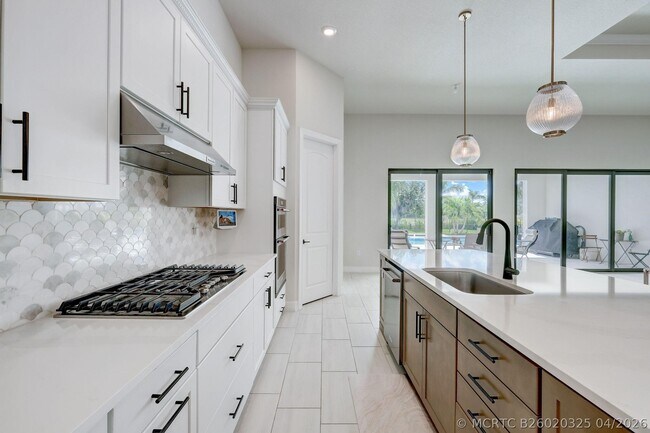 Building Photo - 9234 Balsamo Dr.