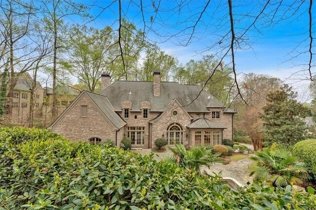 Building Photo - 115 Mount Paran Ridge
