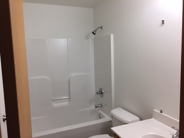 Building Photo - 1006 N Missouri Dr