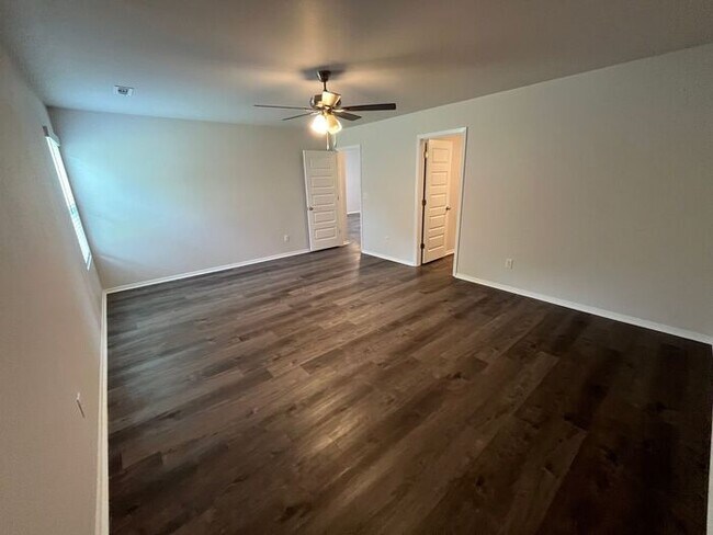 Building Photo - Now Leasing: Spacious 4-Bedroom, 2-Bath Home in Pea Ridge — Secure Your New Home Today!