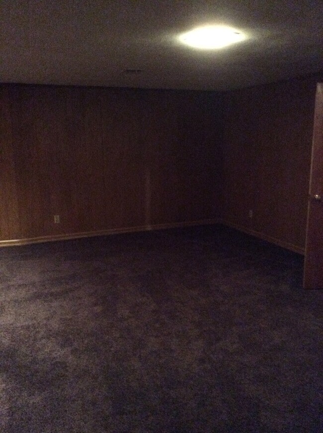 Building Photo - 4803 Flintridge Ct