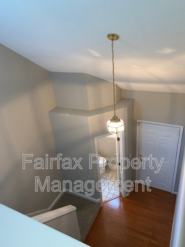 Building Photo - 2508 Lilymount Dr