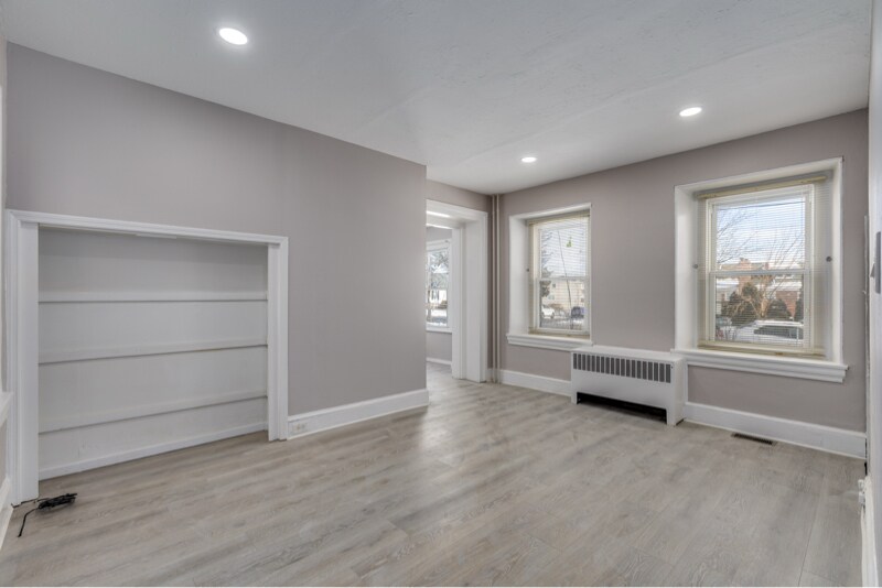 Building Photo - 4211 Garrett Rd