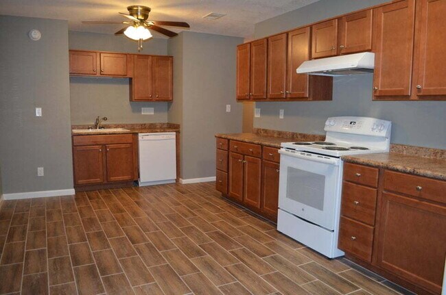 Building Photo - Beautiful corner lot home!