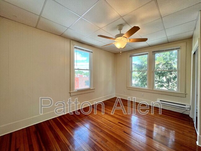 Building Photo - 43 Ravenscroft Dr