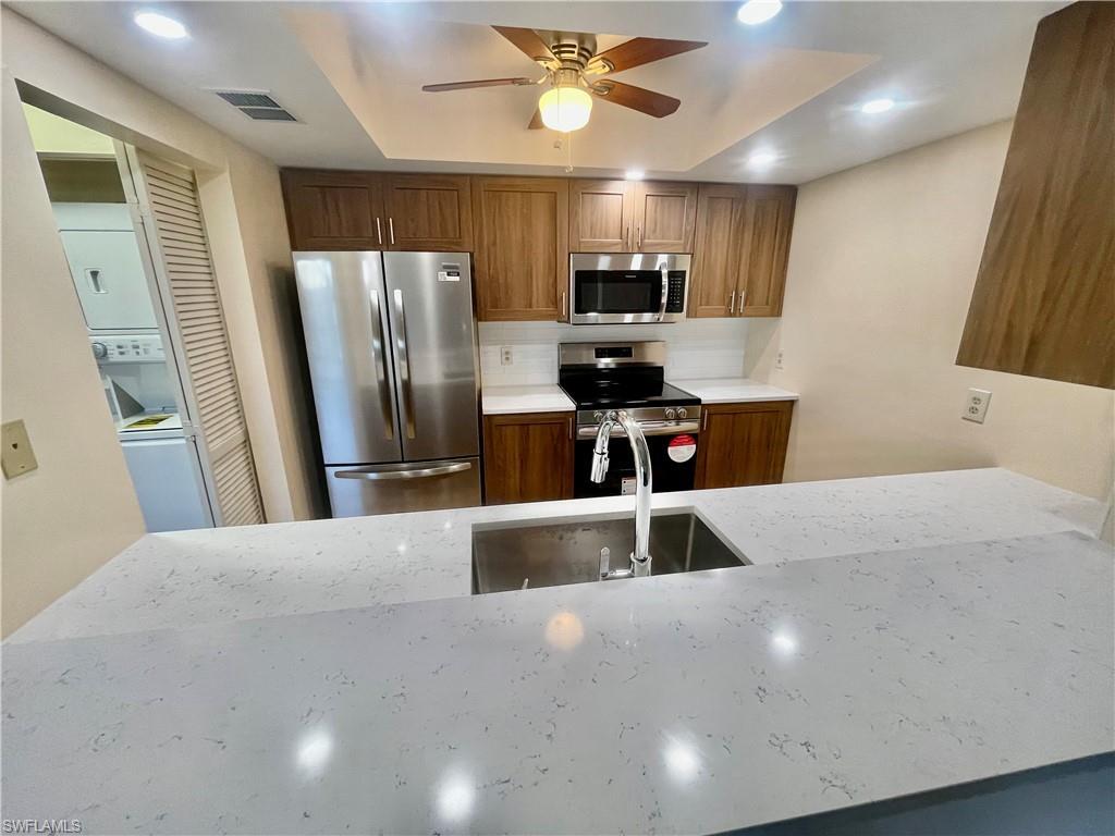 Building Photo - 6000 Timberwood Cir