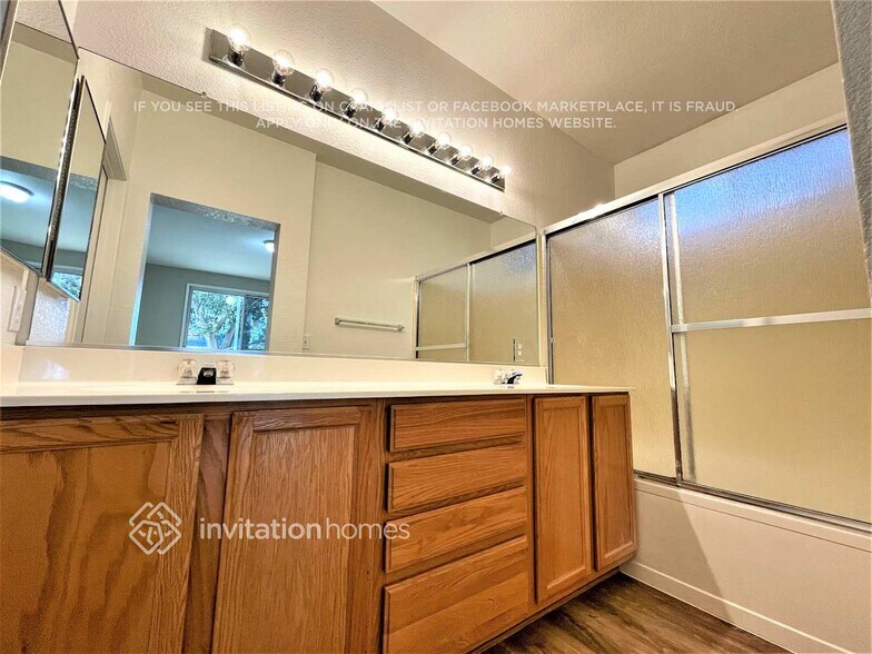 Building Photo - 5430 Moonlight Way
