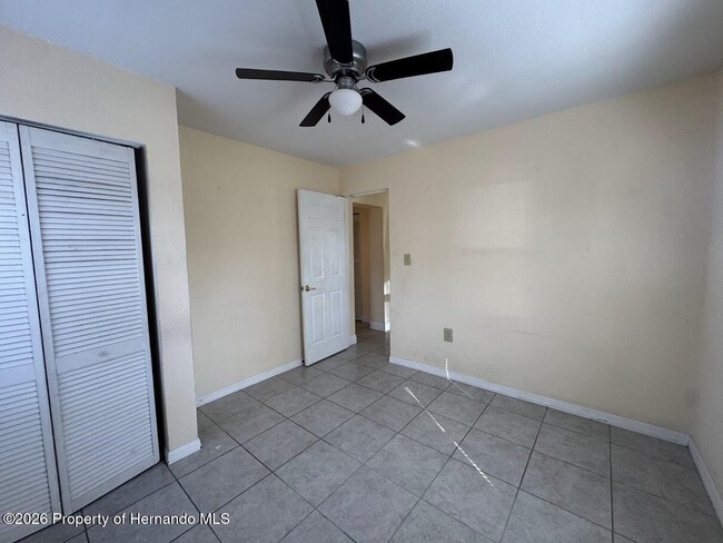 Building Photo - 708 Hazel Ave