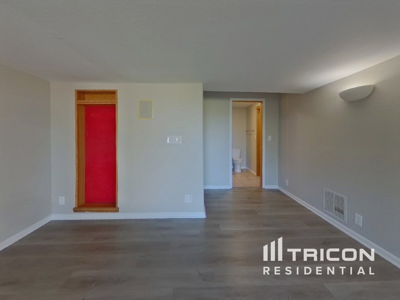 Building Photo - 6765 Lionshead Pkwy