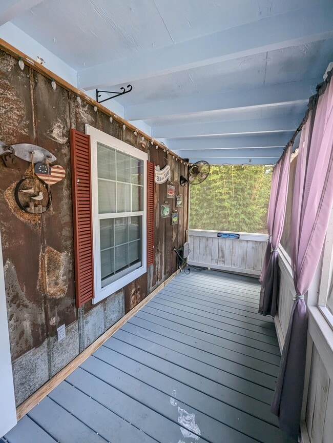 Building Photo - 3348 Lowery Dr