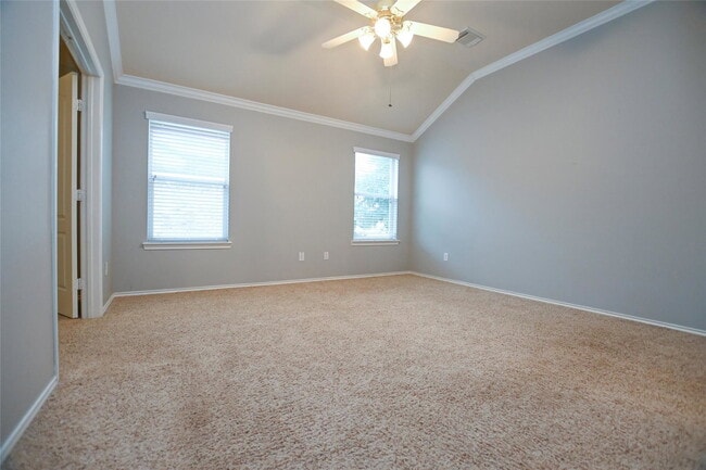 Building Photo - Promenade Lane, Pearland, TX 77584 - 4 BR 2 BA single-family home