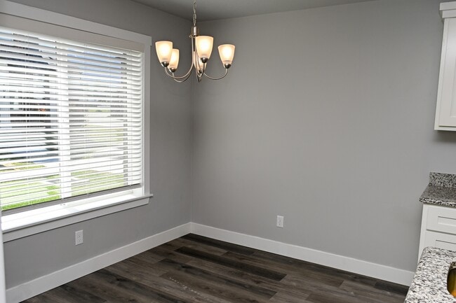 Building Photo - 2032 N 350 E