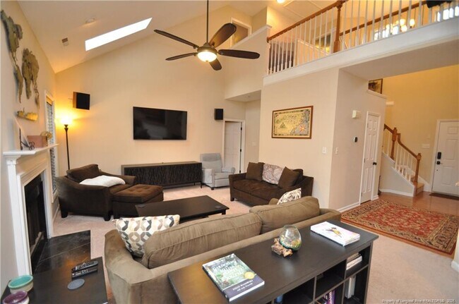 Building Photo - 5633 Yates Garden Ln