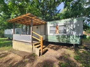 Building Photo - 14803 Bakers Ln