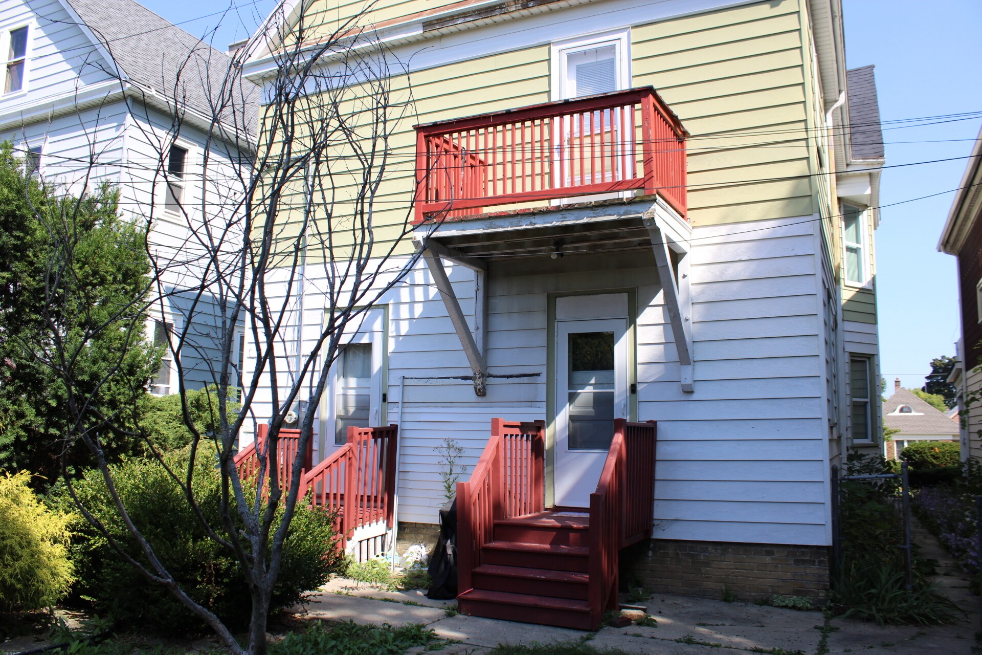 Building Photo - 2621 S Howell Ave