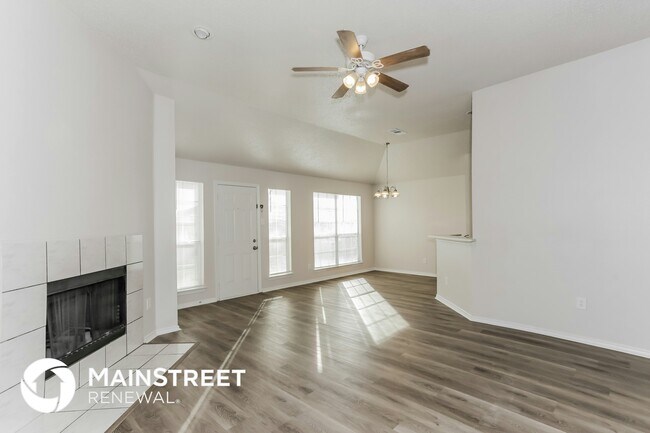 Building Photo - 1532 Linda Ln