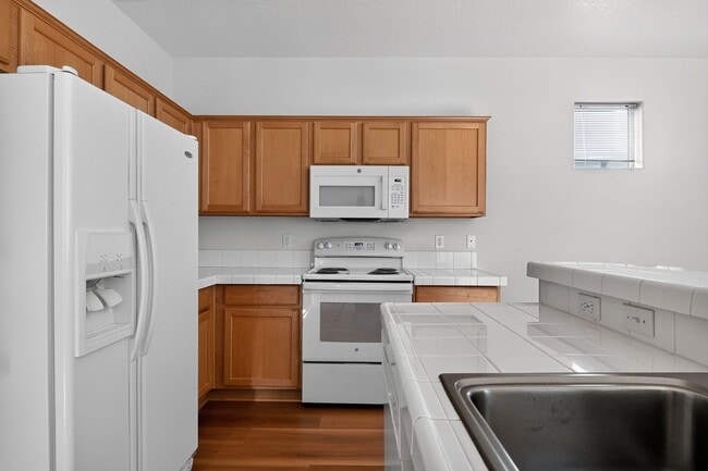 Building Photo - 1506 SE Kobus Way