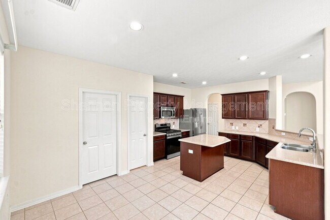 Building Photo - 5214 Barleycorn Ln