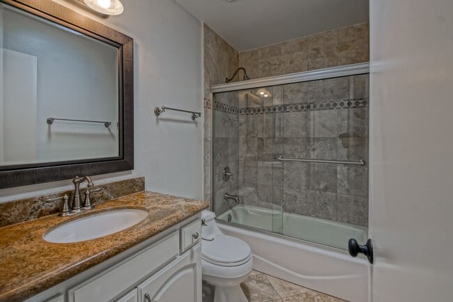 Building Photo - Bright & Spacious, 4BR3BA Home in the Private, Gated Community w/ 2 Pools, Clubhouse, Playground ...