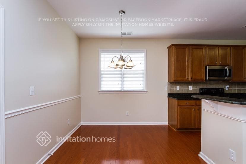 Building Photo - 8907 Cinder Ln