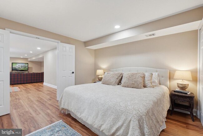 Building Photo - 10719 Sugar Meadow Dr