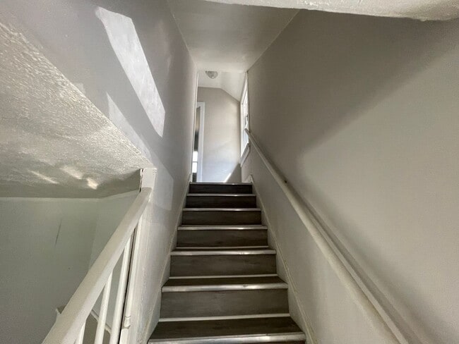 Building Photo - SECTION 8 and EDEN Accepted!! Exciting Opportunity to Live in a Newly Renovated 3 br Home!