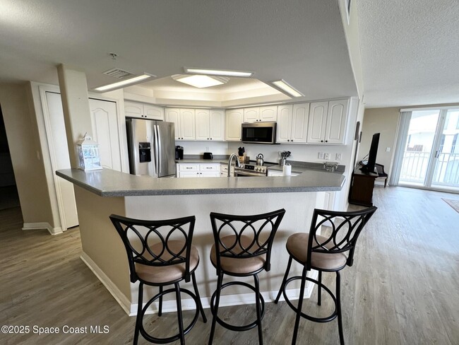 Building Photo - 820 Del Rio Way