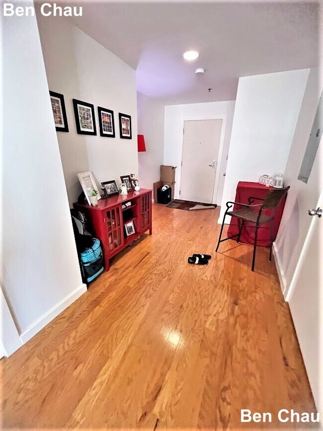 Building Photo - 234 Causeway St