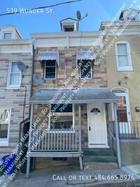 Building Photo - 539 Wunder St