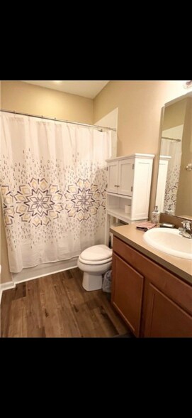 Building Photo - 75169 Fern Creek Dr