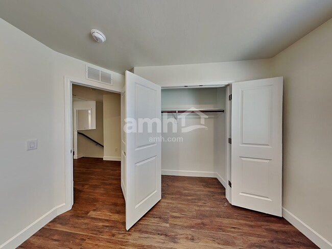 Building Photo - 7475 S Via Bombachas