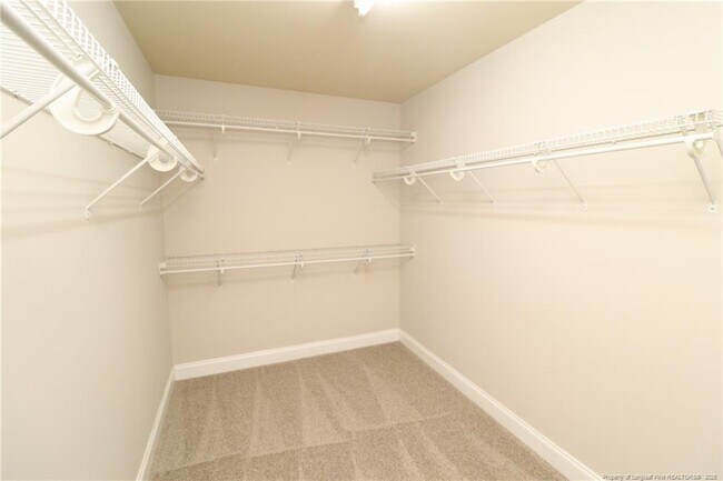 Building Photo - 218 Longchamp Ln