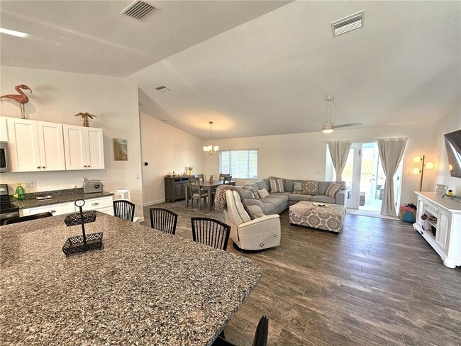 Building Photo - 7436 Michael St