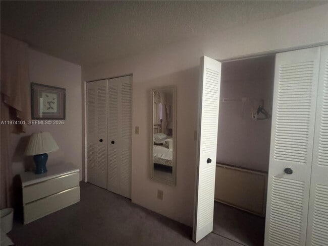 Building Photo - 441 SE 3rd St