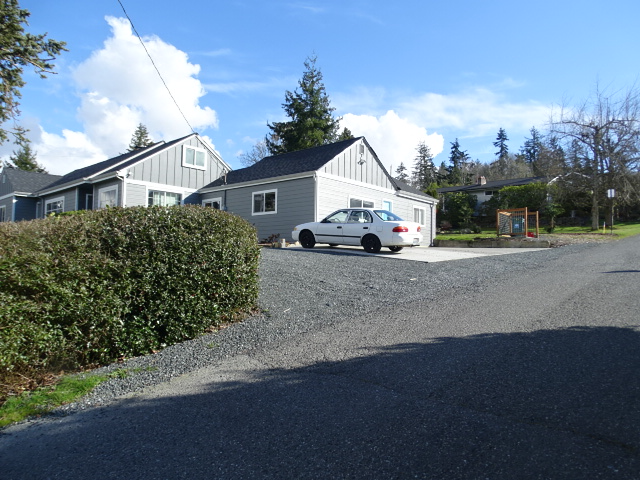 Building Photo - 2012 Lakeway Dr