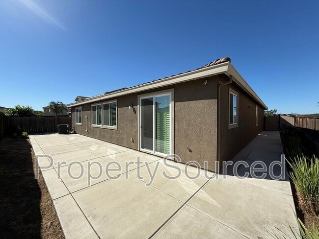 Building Photo - 1978 Memorial Ln