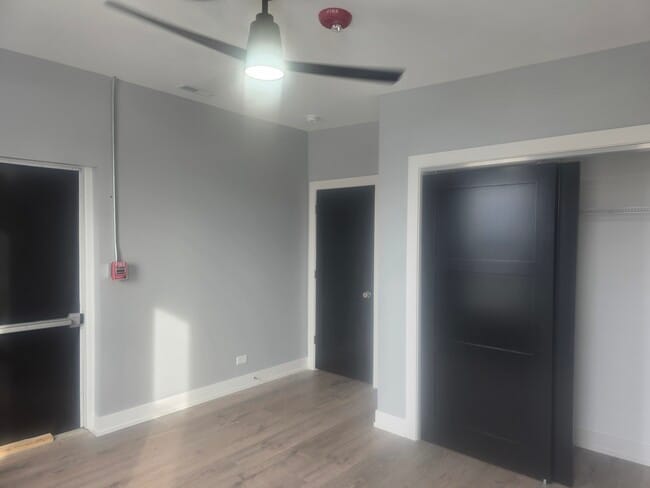 Building Photo - 1 Main St