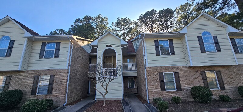 Building Photo - 2820 Mulberry Ln